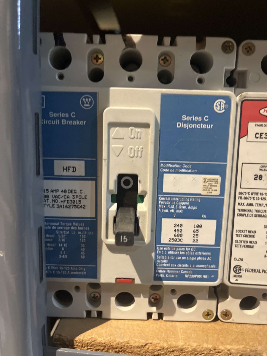 Eaton Cutler-Hammer HFD3015 Series C Circuit Breaker – 15A, 3-Pole, 600V, 65kAIC