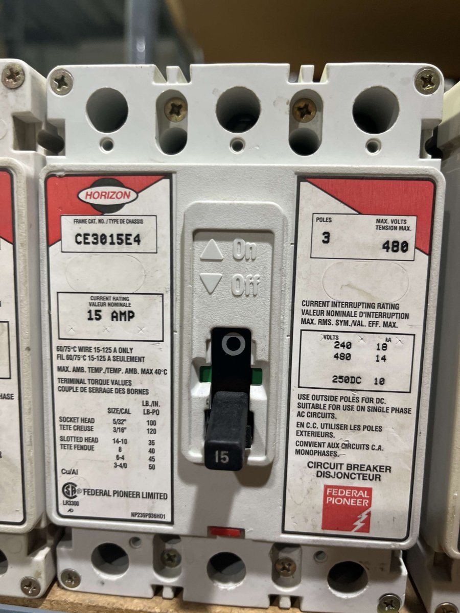 Federal Pioneer / Schneider Electric CE3015E4 15A 3-Pole Circuit Breaker