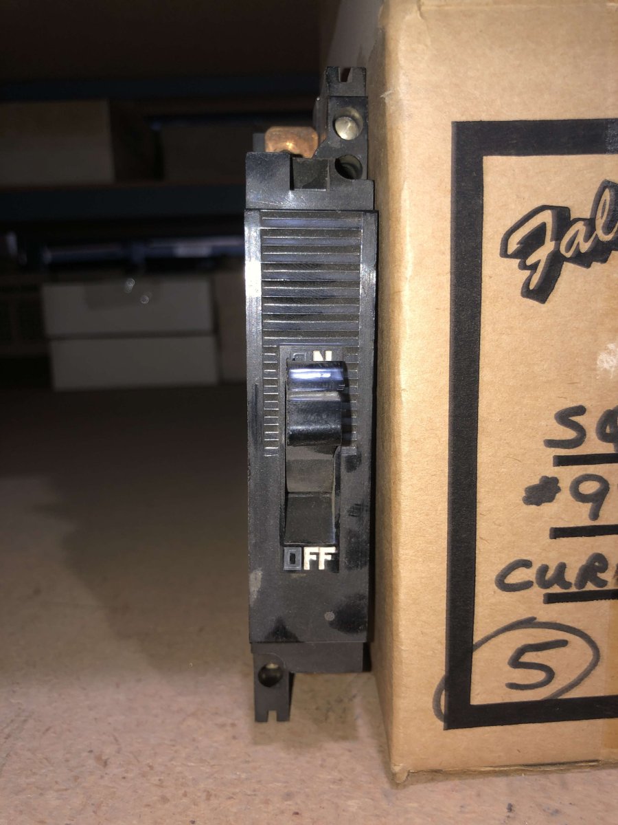 Square D / Schneider Electric 992115 15A 1-Pole 120V Type 992 / 99 Series Molded Case Circuit Breaker