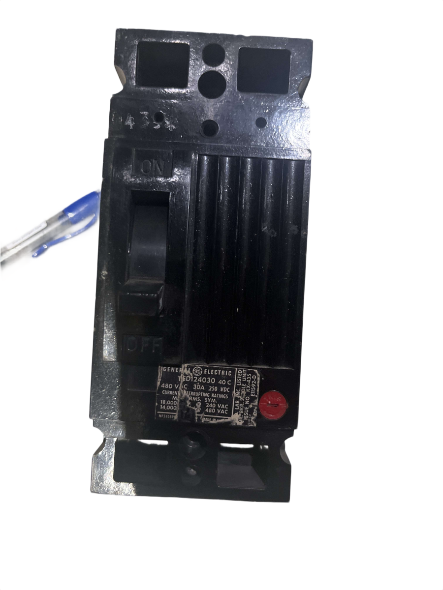 General Electric / GE TED124030 30A 2-Pole 480V Type TED Molded Case Circuit Breaker