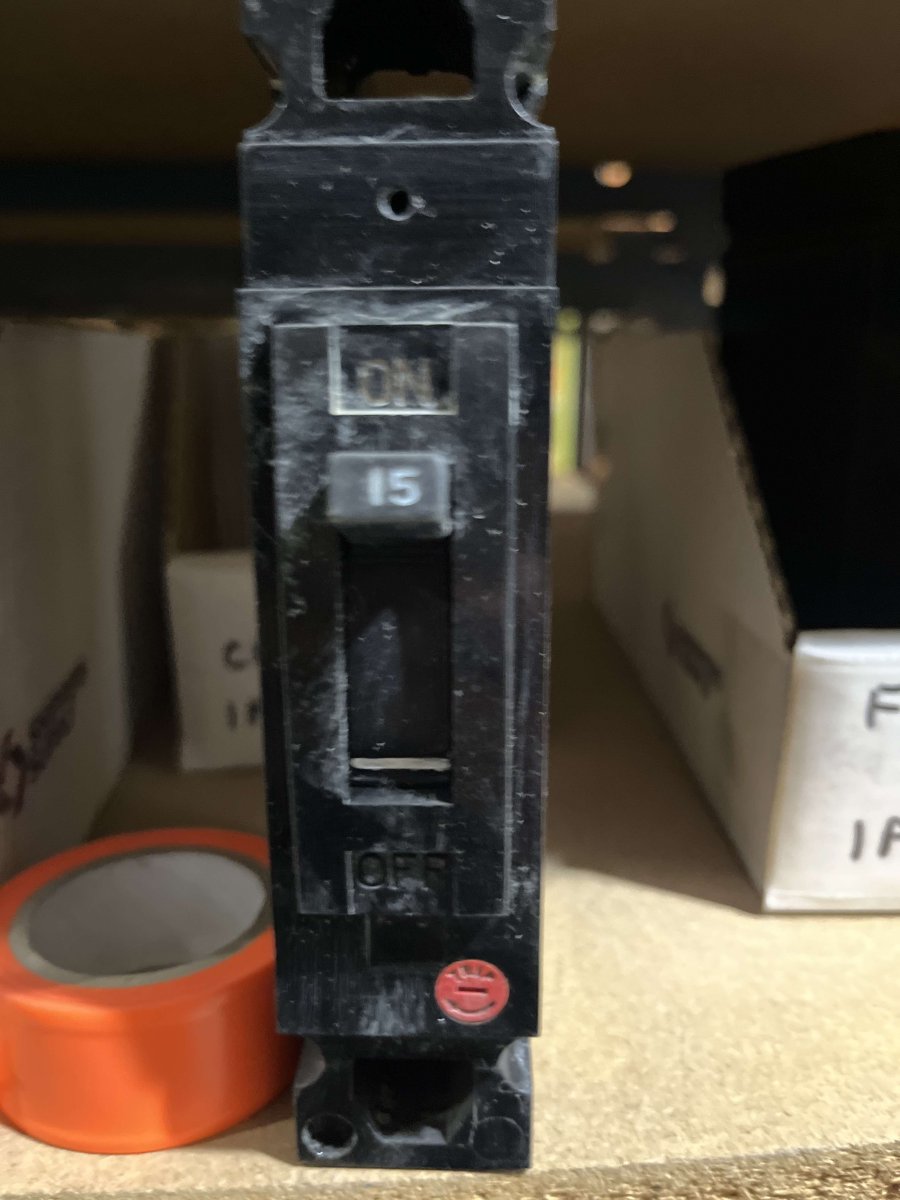 Federal Pioneer CED111015 Circuit Breaker β 15A, 1-Pole, 120V